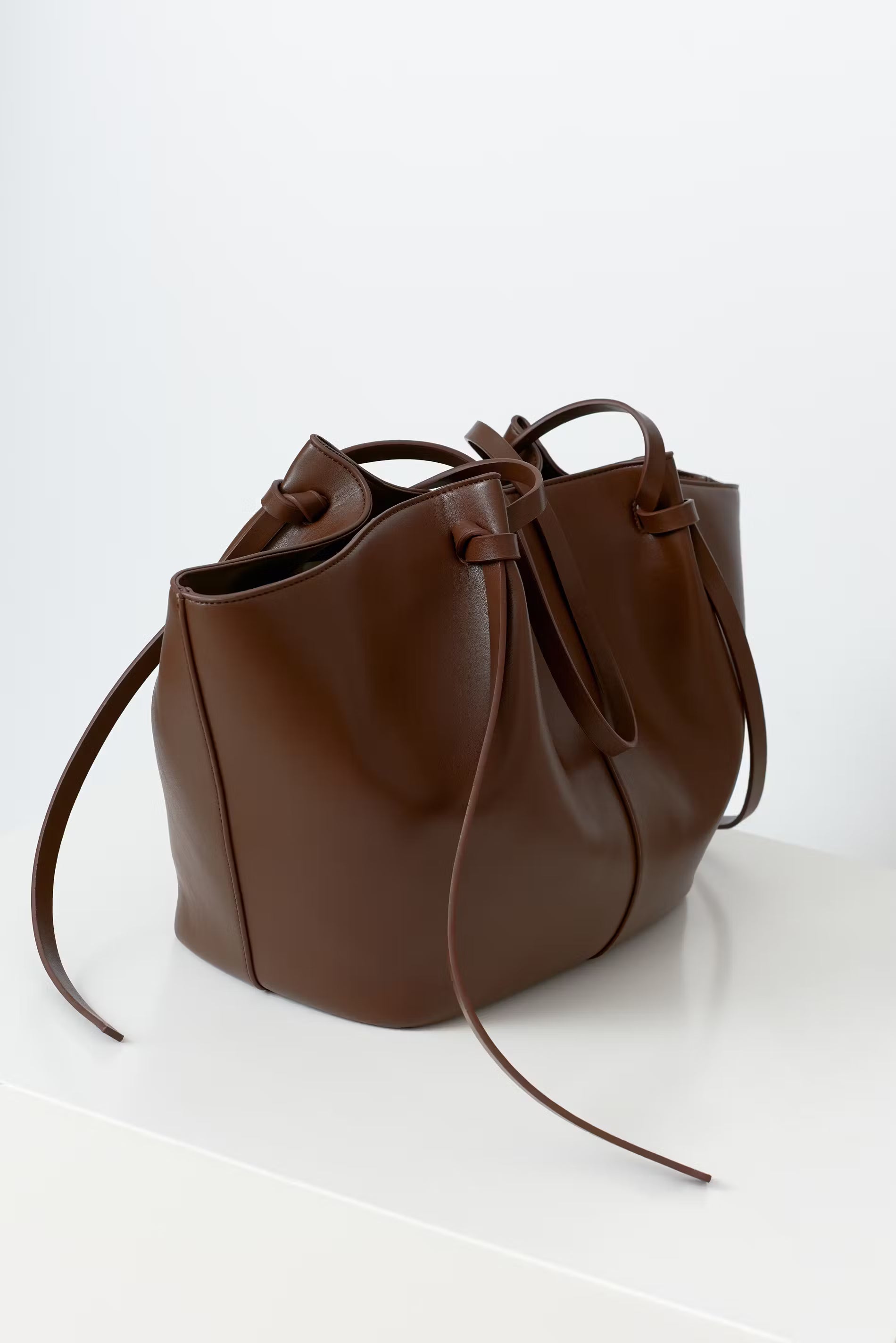 Amélie Shoulder Bag