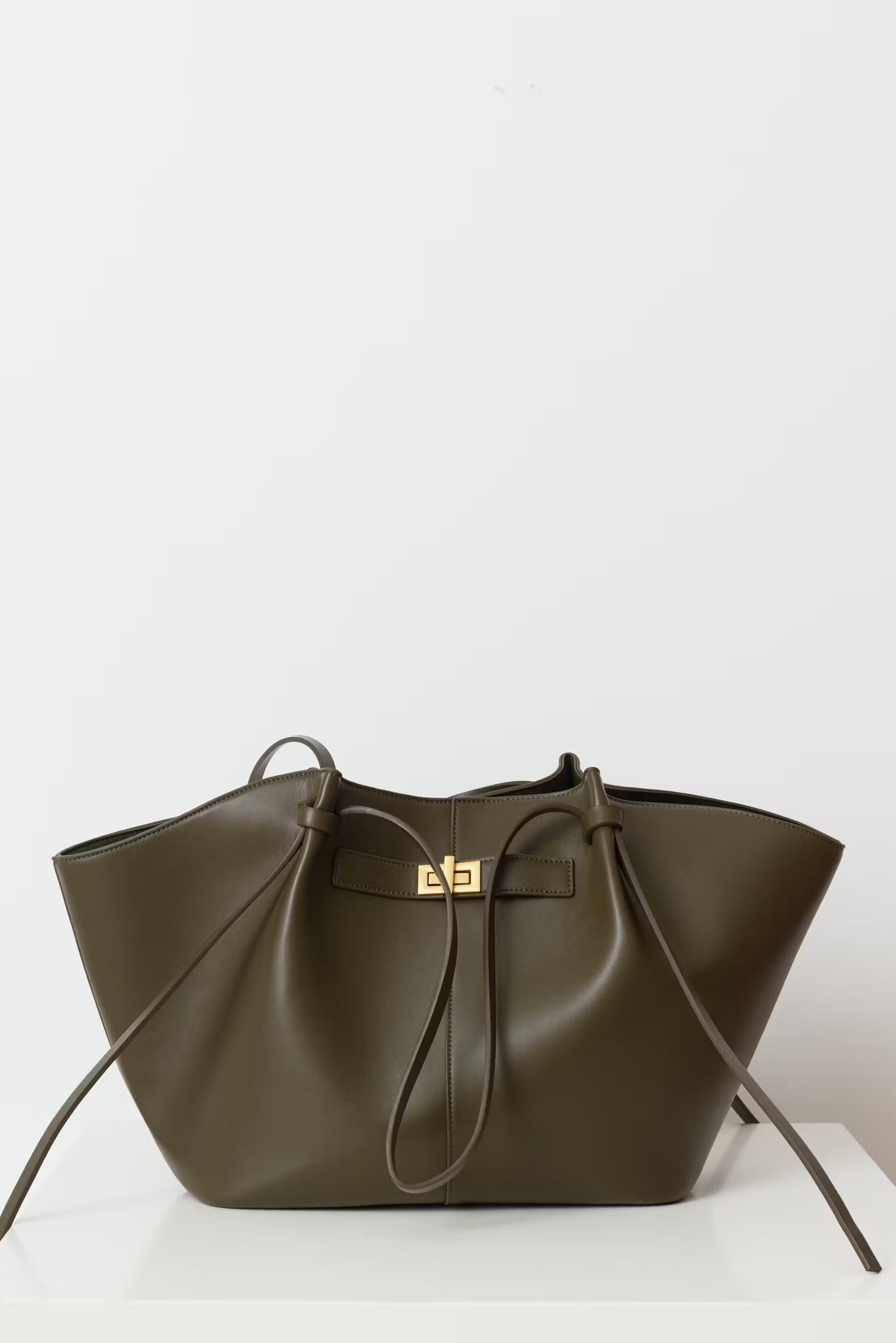 Amélie Shoulder Bag