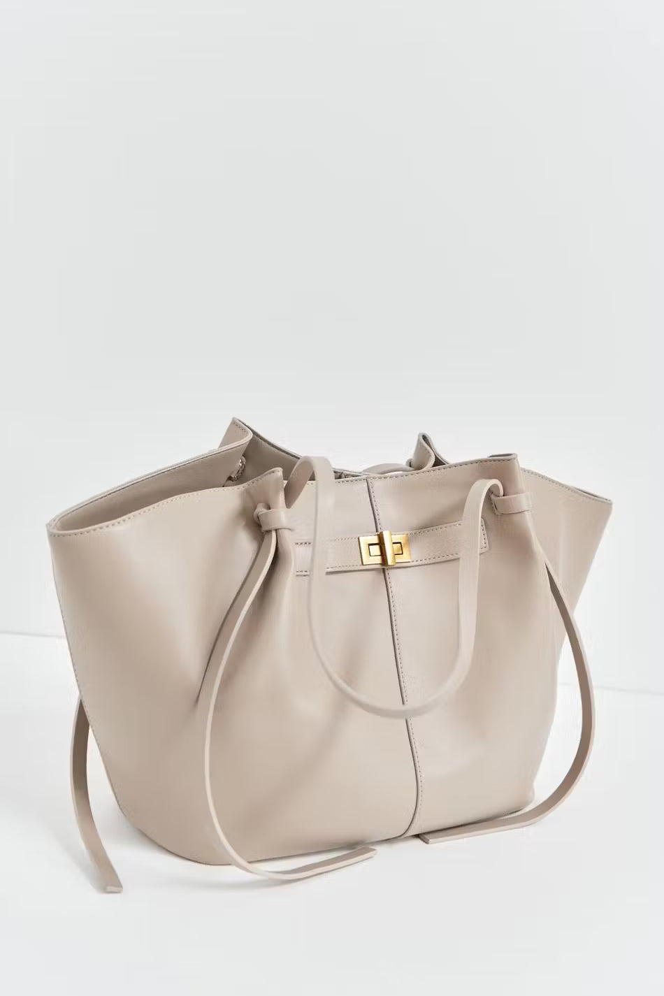 Amélie Shoulder Bag