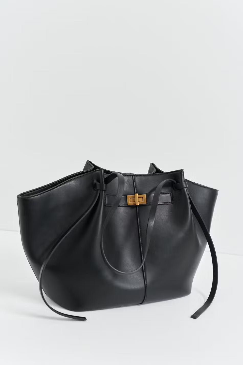 Amélie Shoulder Bag